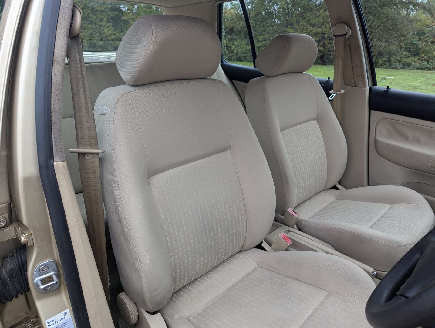 <p>2002 VW GOLF 1.4S</p>