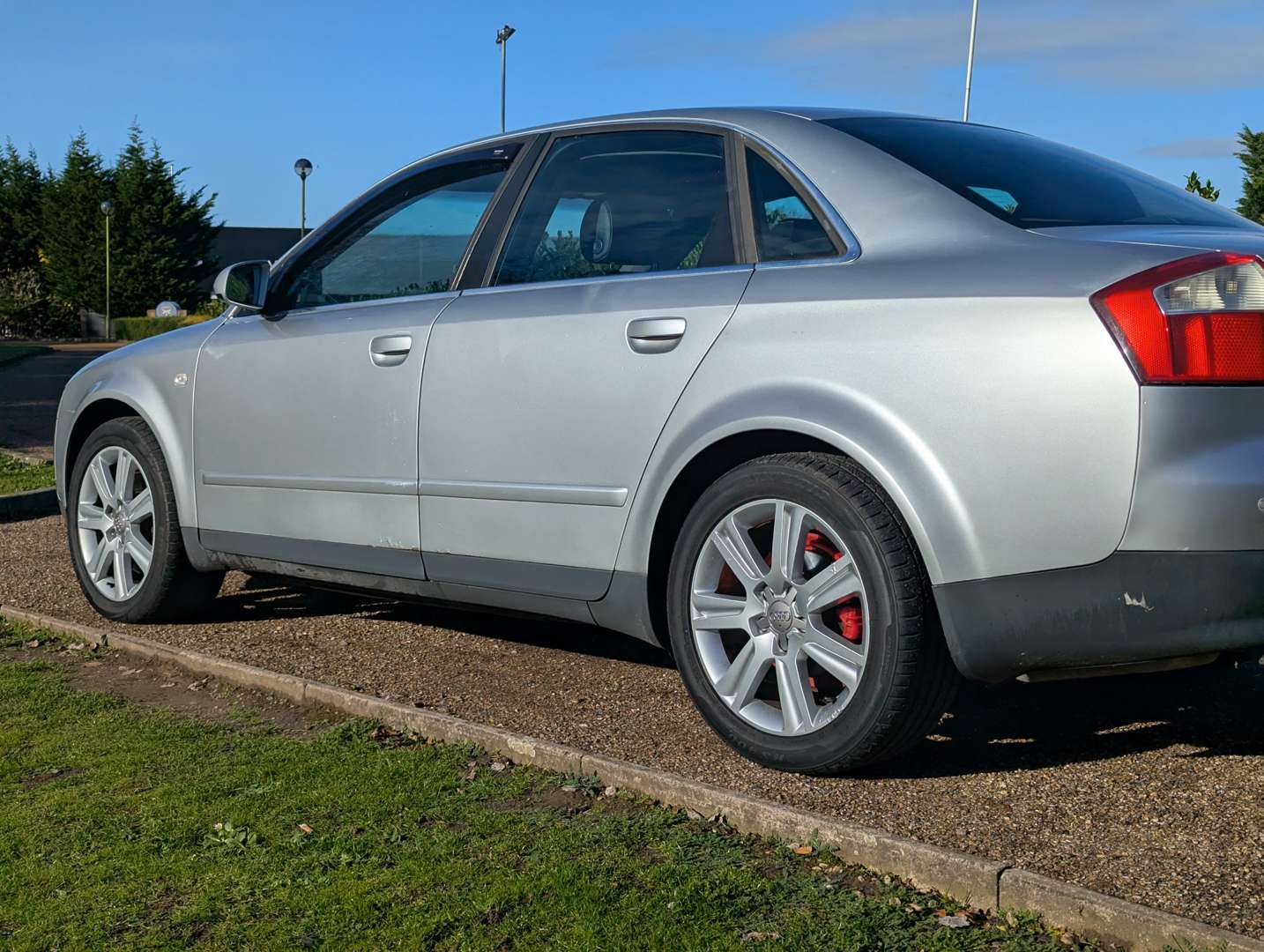 <p>2001 AUDI A4 QUATTRO SE</p>