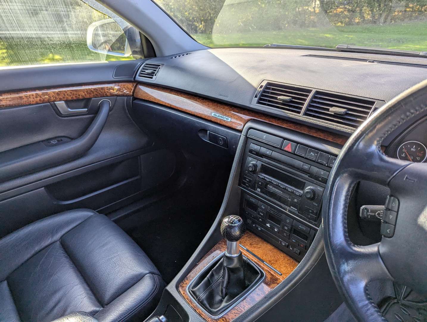 <p>2001 AUDI A4 QUATTRO SE</p>