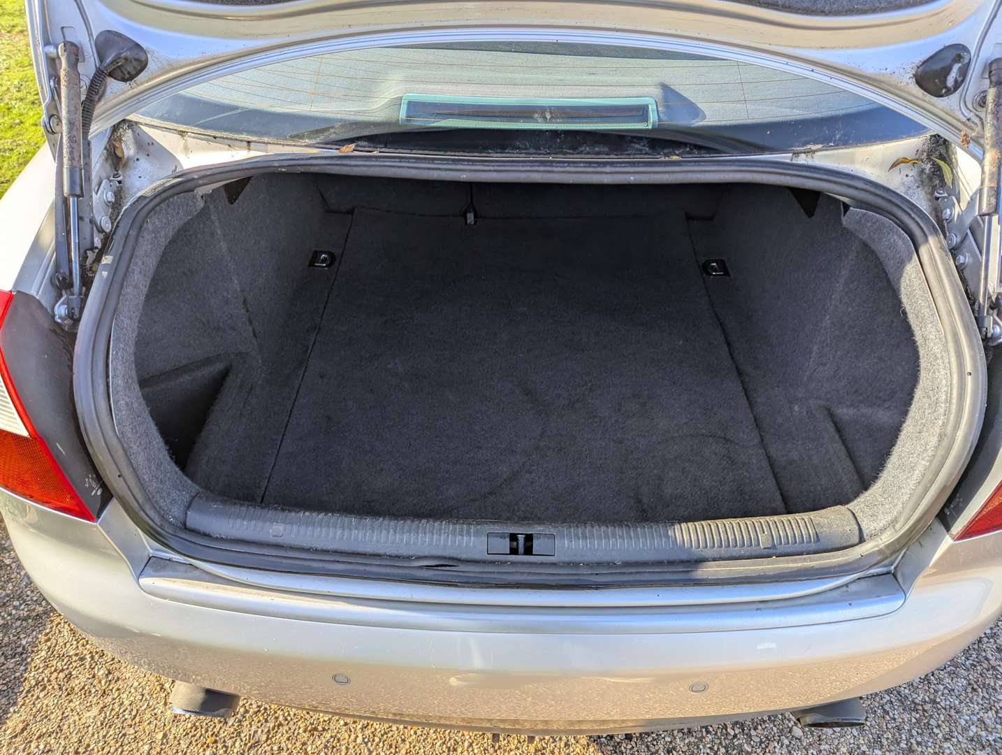 <p>2001 AUDI A4 QUATTRO SE</p>