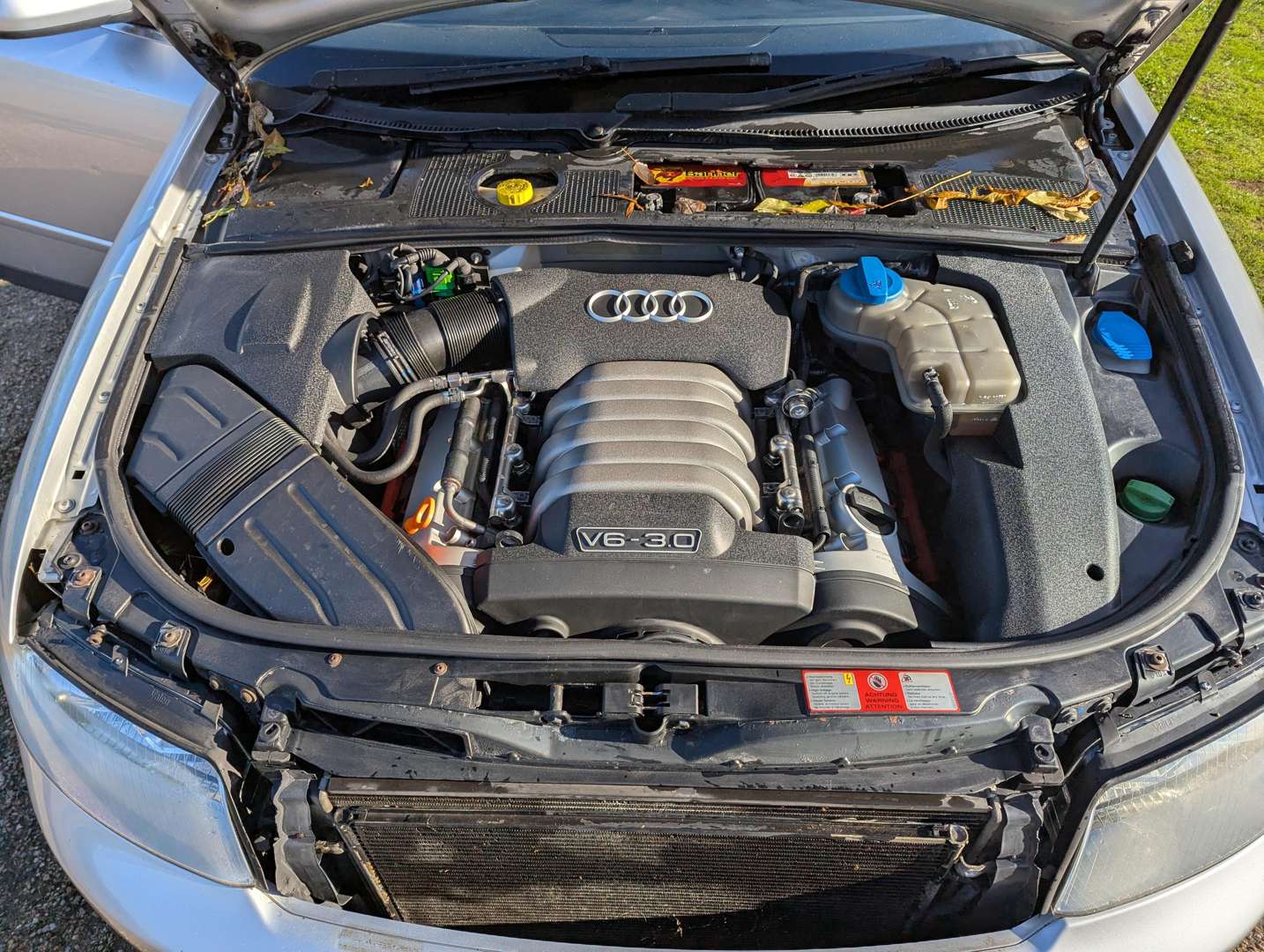 <p>2001 AUDI A4 QUATTRO SE</p>