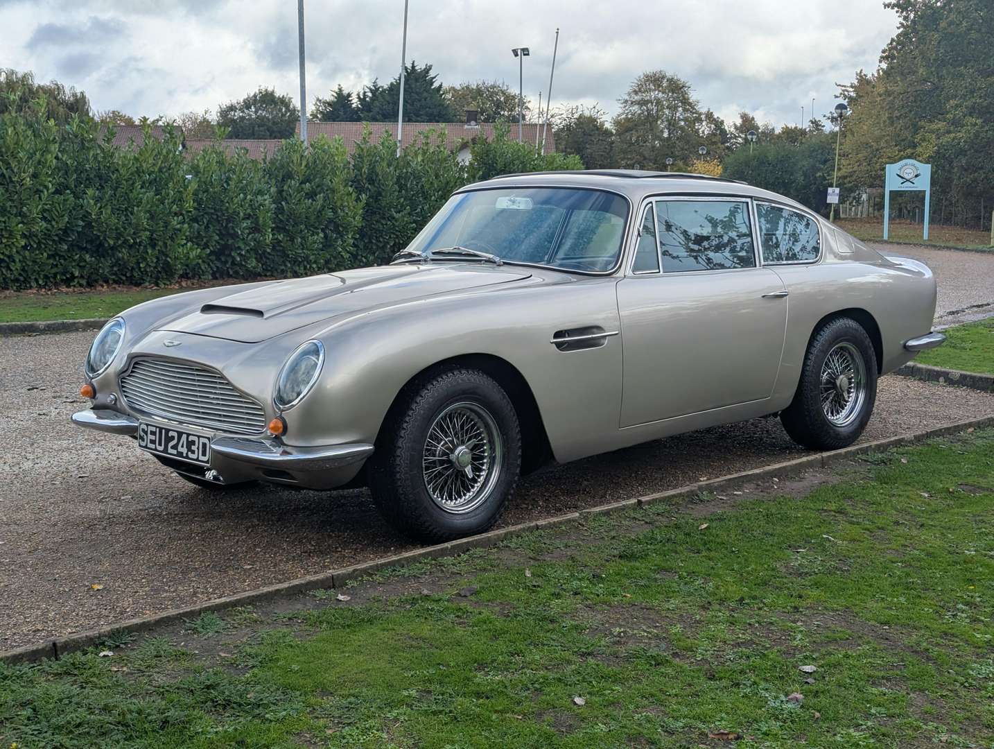 <p>1966 ASTON MARTIN DB6 VANTAGE</p>