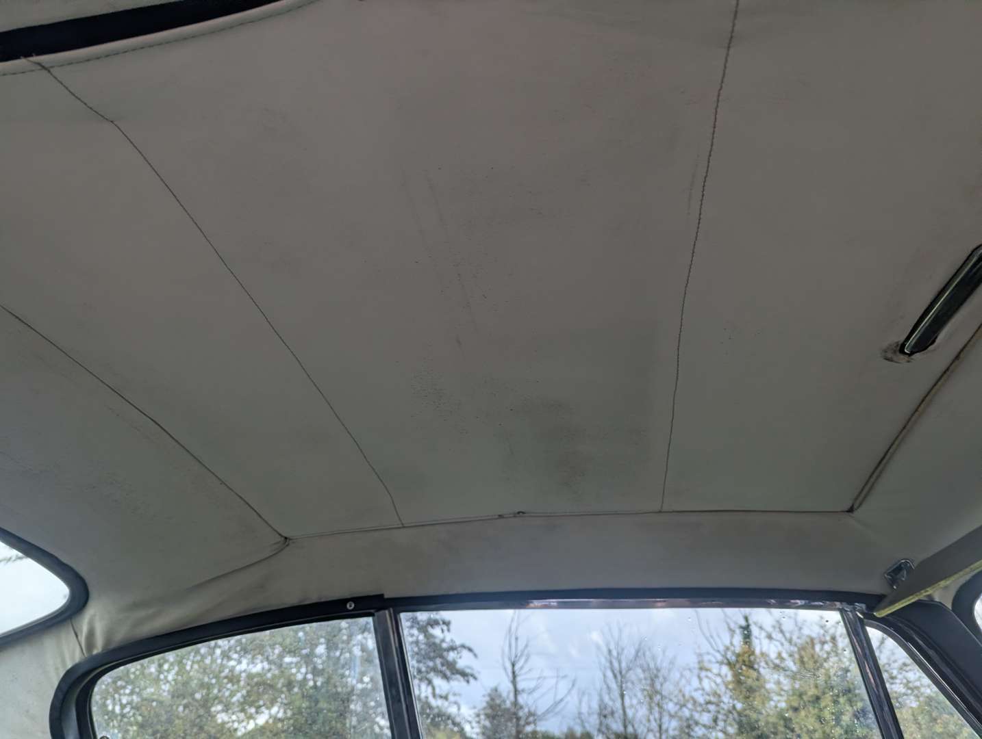 <p>1966 ASTON MARTIN DB6 VANTAGE</p>