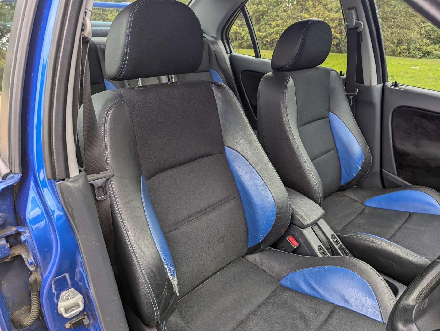 <p>2002 MG ZS 180</p>