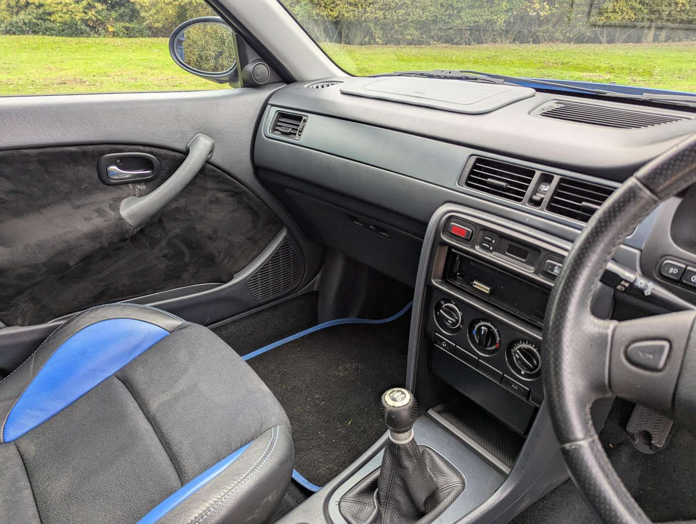 <p>2002 MG ZS 180</p>