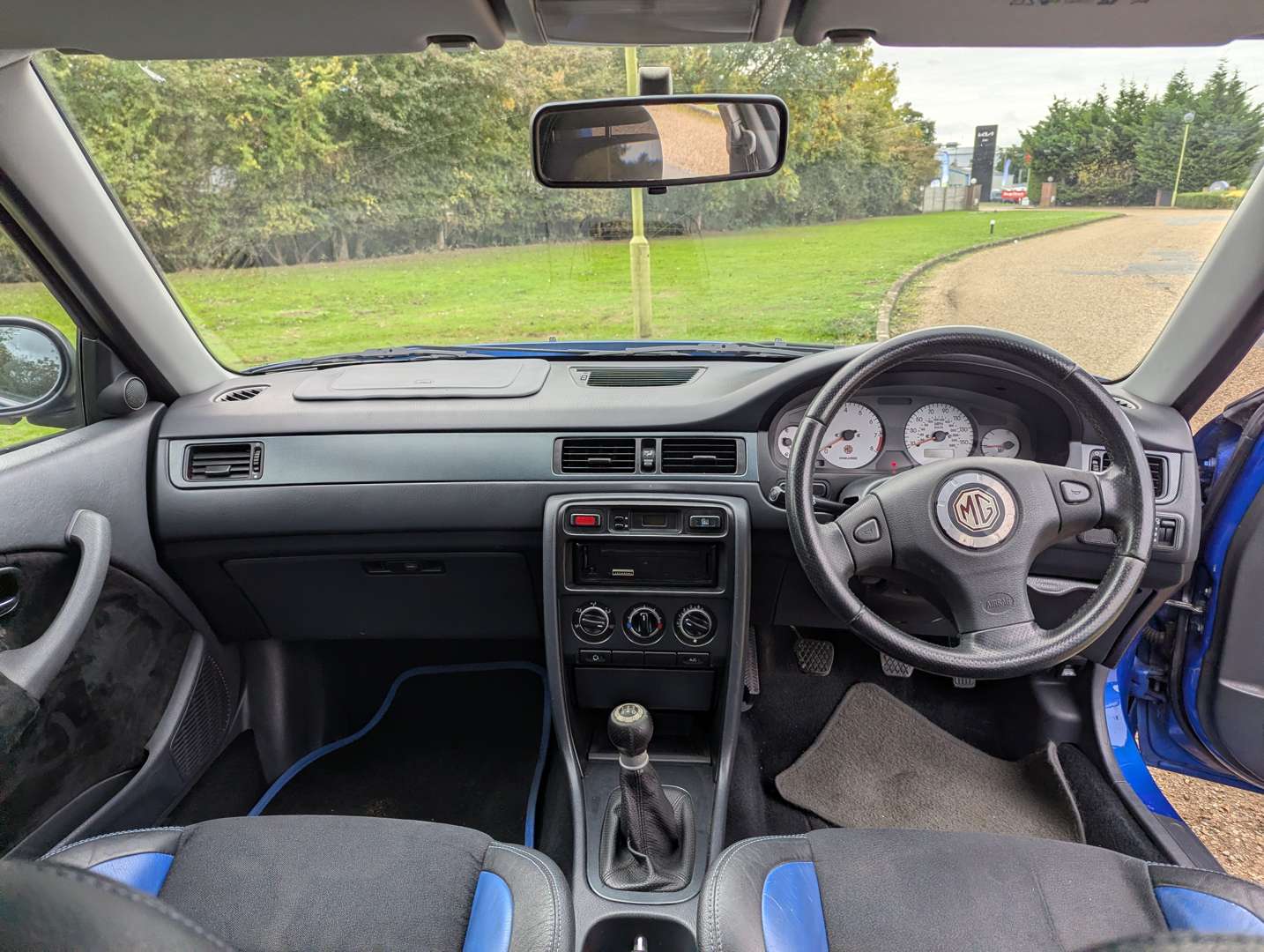 <p>2002 MG ZS 180</p>