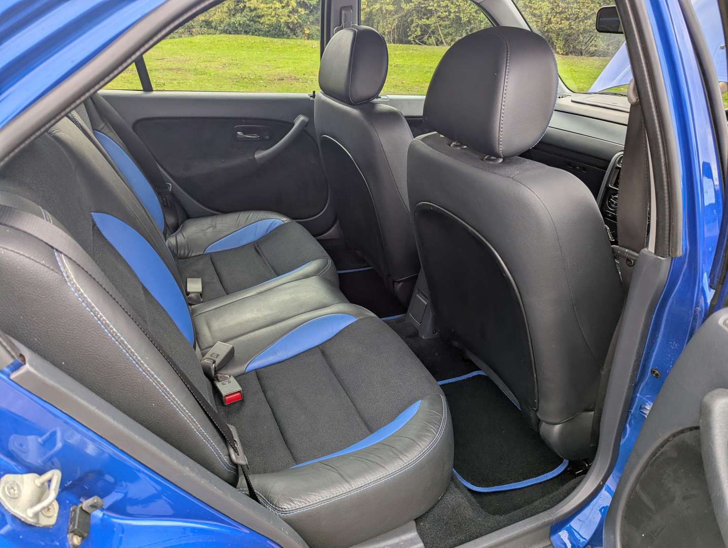 <p>2002 MG ZS 180</p>