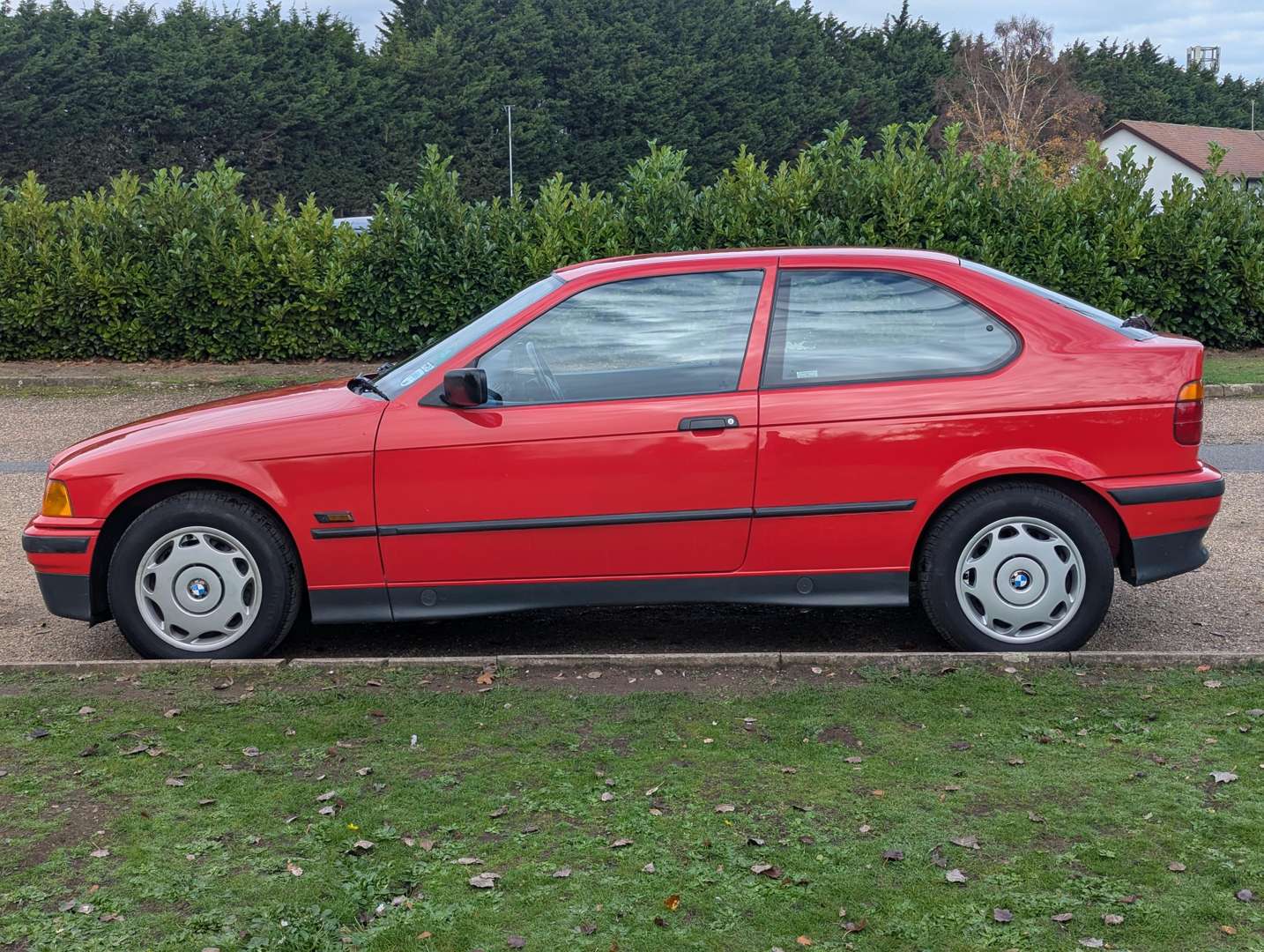 <p>1996 BMW 318TI - ONE REGISTERED OWNER</p>