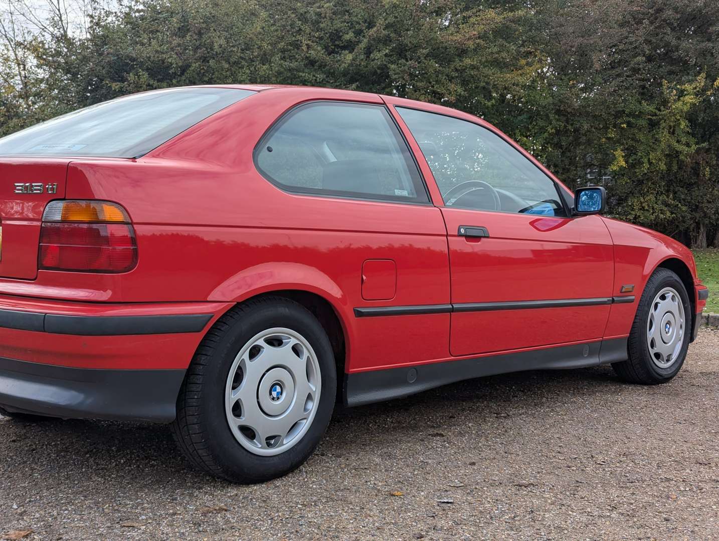 <p>1996 BMW 318TI - ONE REGISTERED OWNER</p>