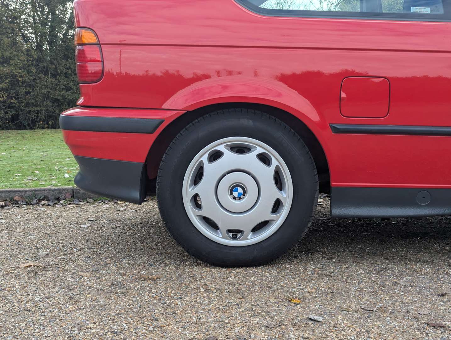 <p>1996 BMW 318TI - ONE REGISTERED OWNER</p>