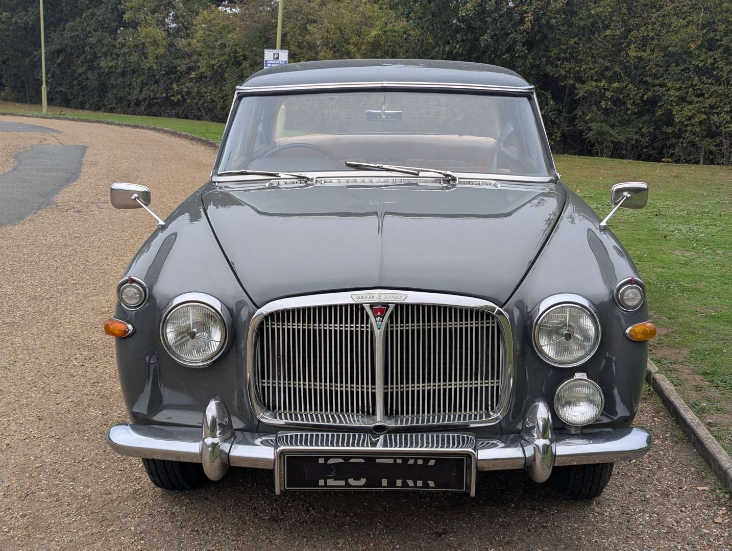 <p>1962 ROVER P5 SALOON POSTPONED</p>