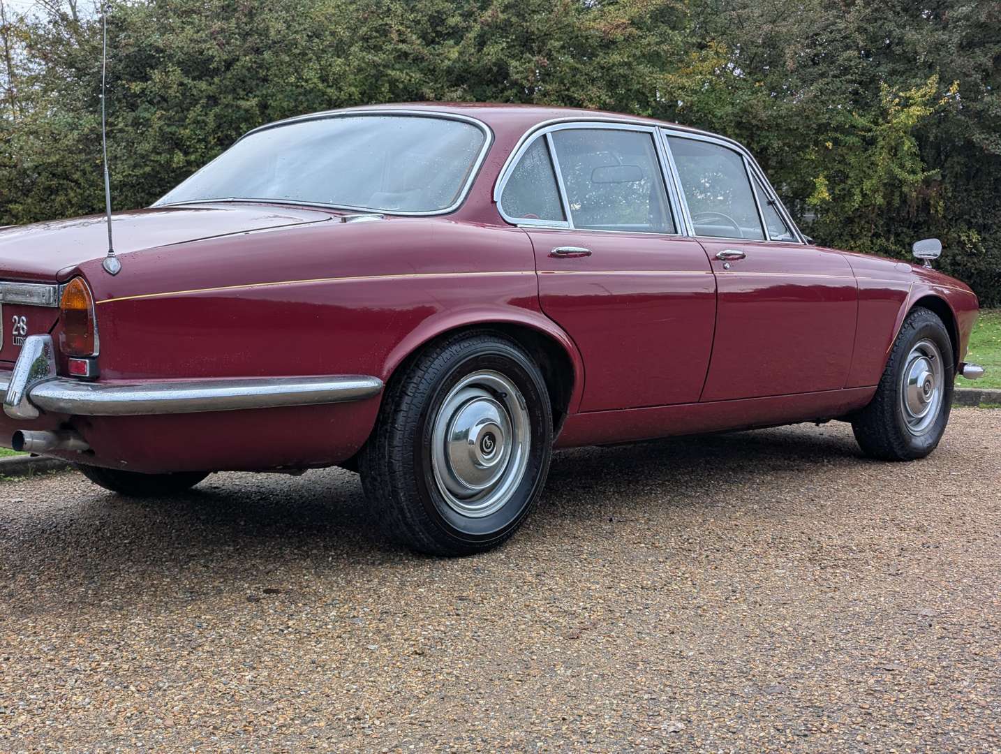<p>1971 DAIMLER 2.8 SOVEREIGN</p>