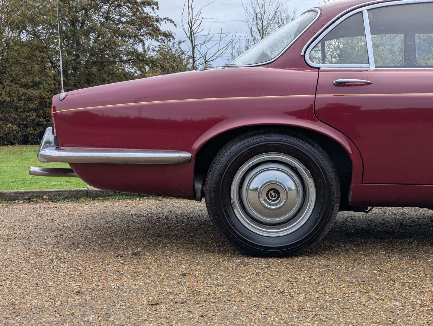 <p>1971 DAIMLER 2.8 SOVEREIGN</p>