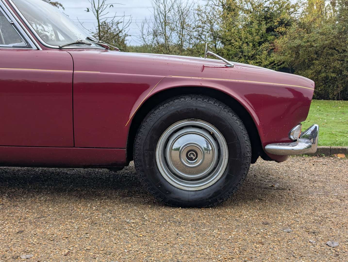 <p>1971 DAIMLER 2.8 SOVEREIGN</p>