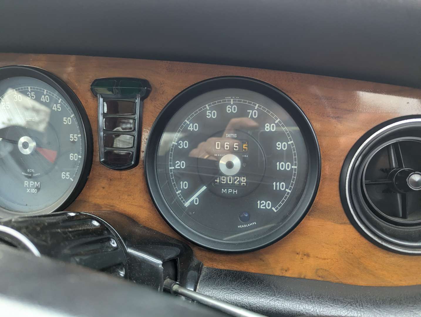 <p>1971 DAIMLER 2.8 SOVEREIGN</p>