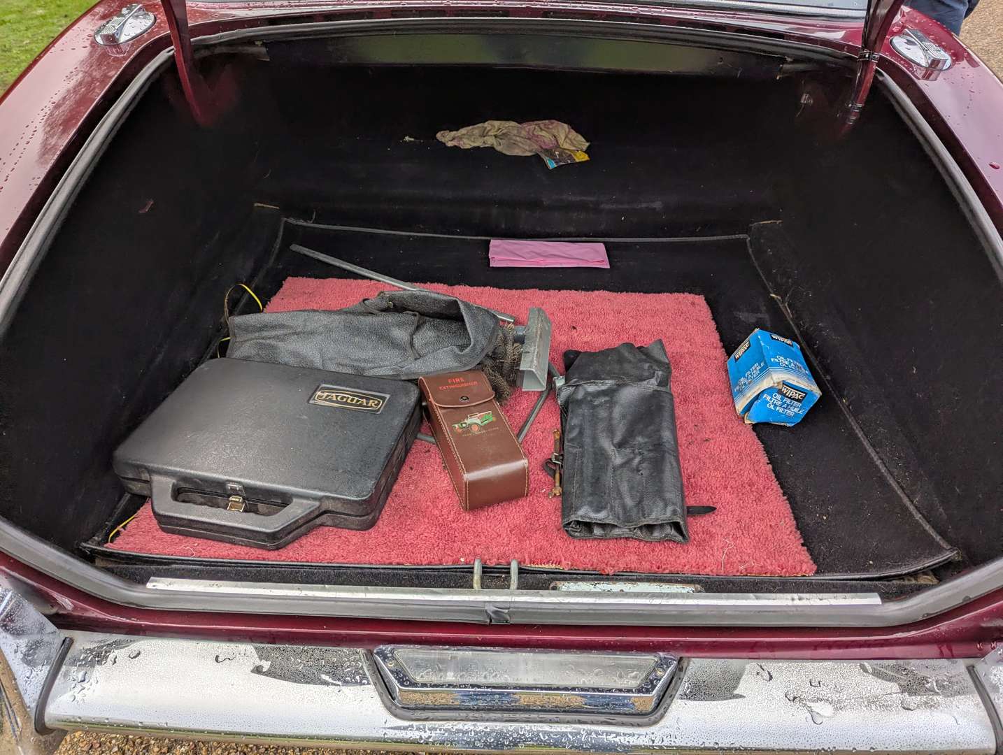 <p>1971 DAIMLER 2.8 SOVEREIGN</p>