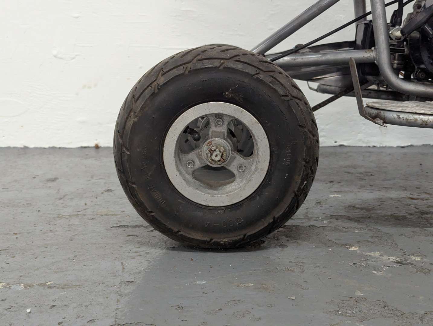 <p>MINI QUAD BIKE</p>