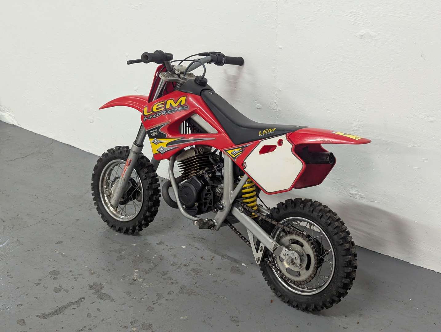 <p>LEM MOTOR DIRT BIKE</p>