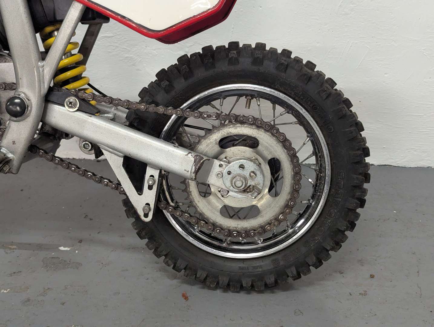 <p>LEM MOTOR DIRT BIKE</p>