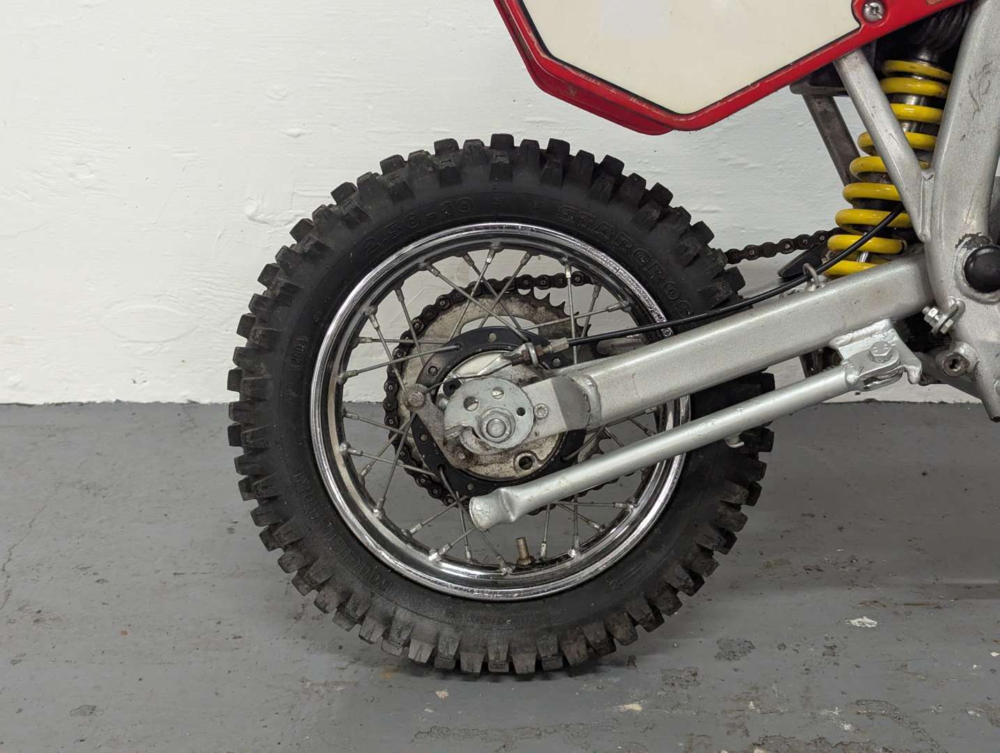 <p>LEM MOTOR DIRT BIKE</p>