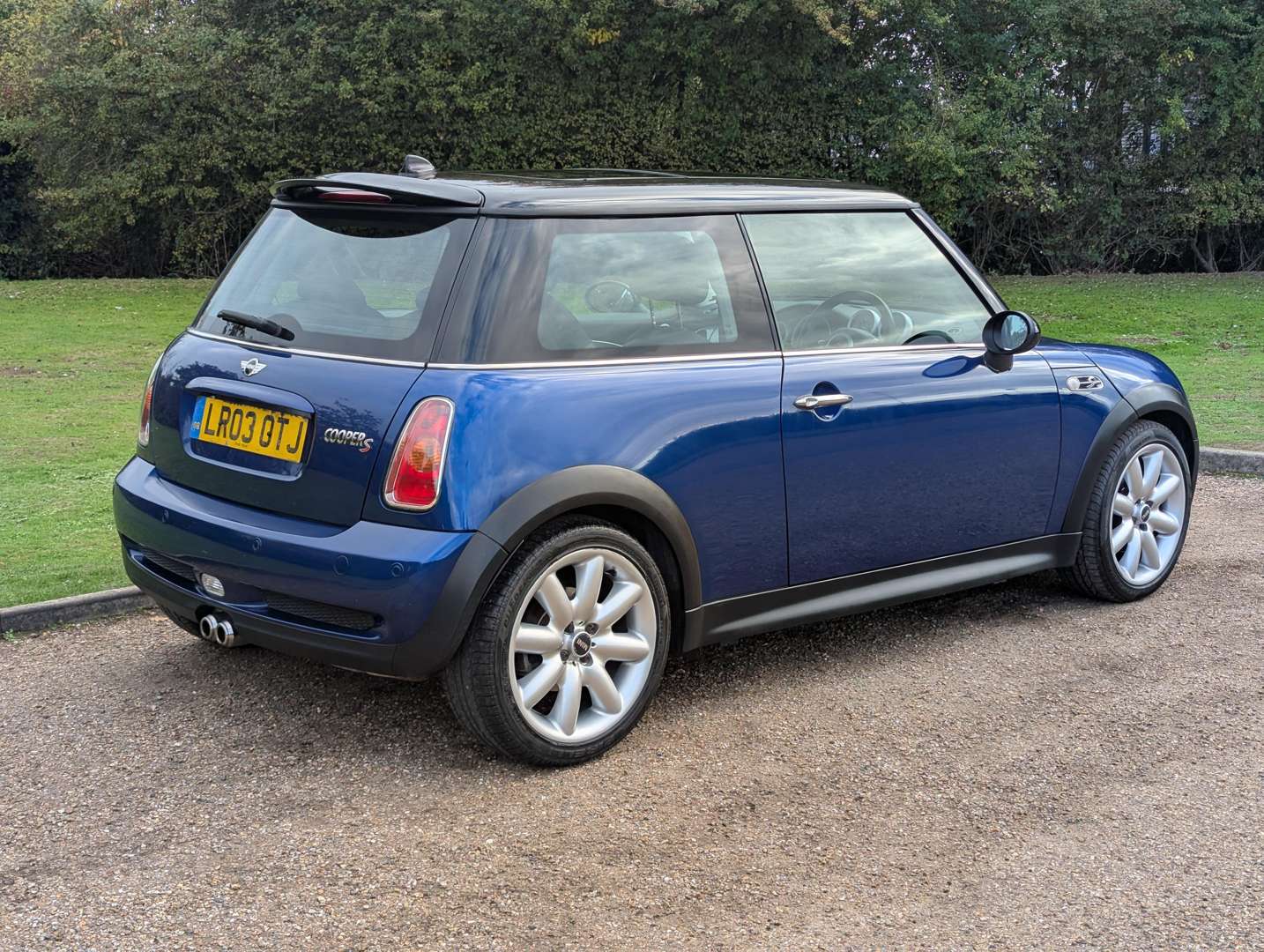 <p>2003 MINI COOPER S - ONE OWNER & 26,000 MILES</p>