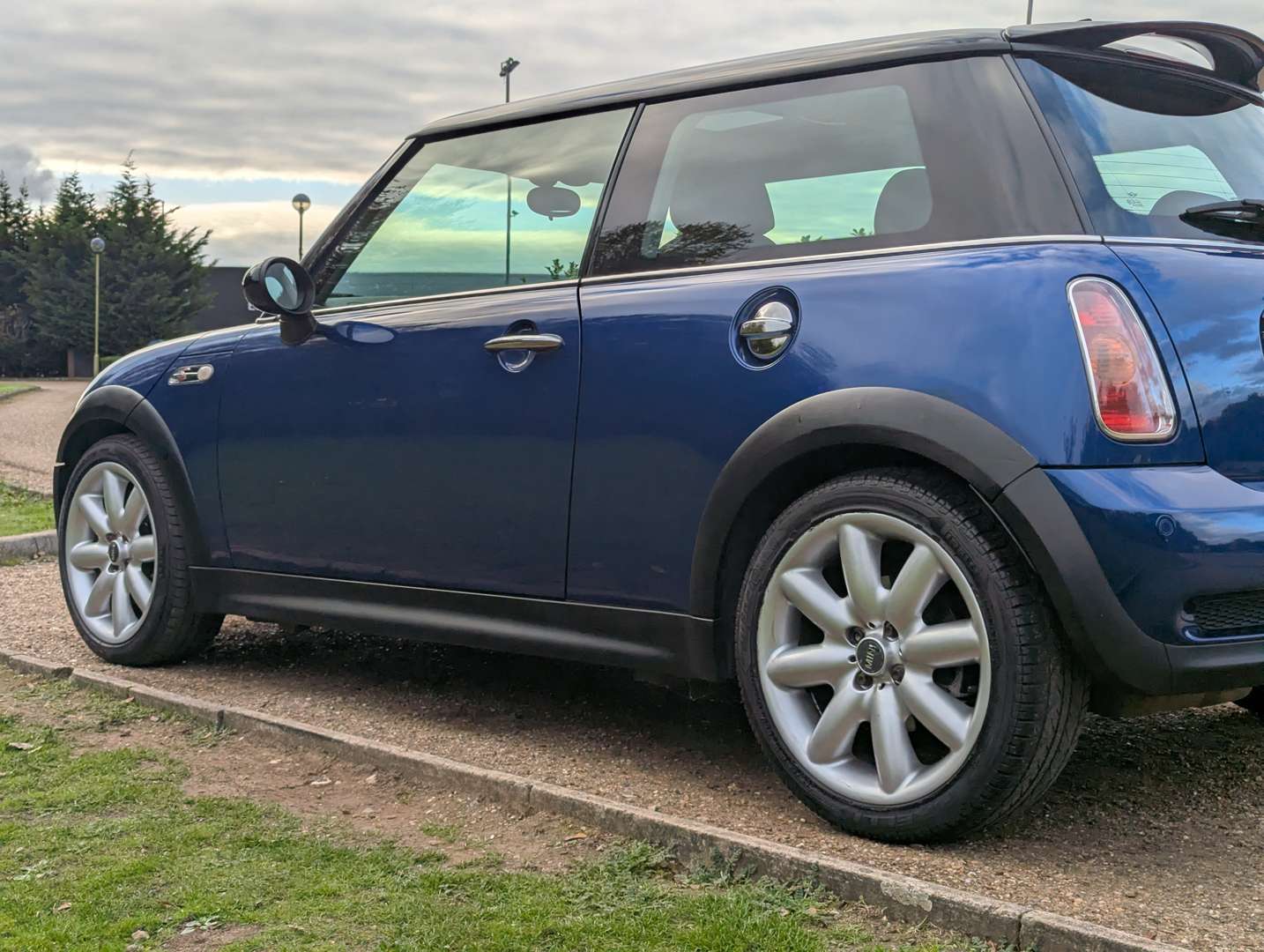 <p>2003 MINI COOPER S - ONE OWNER & 26,000 MILES</p>