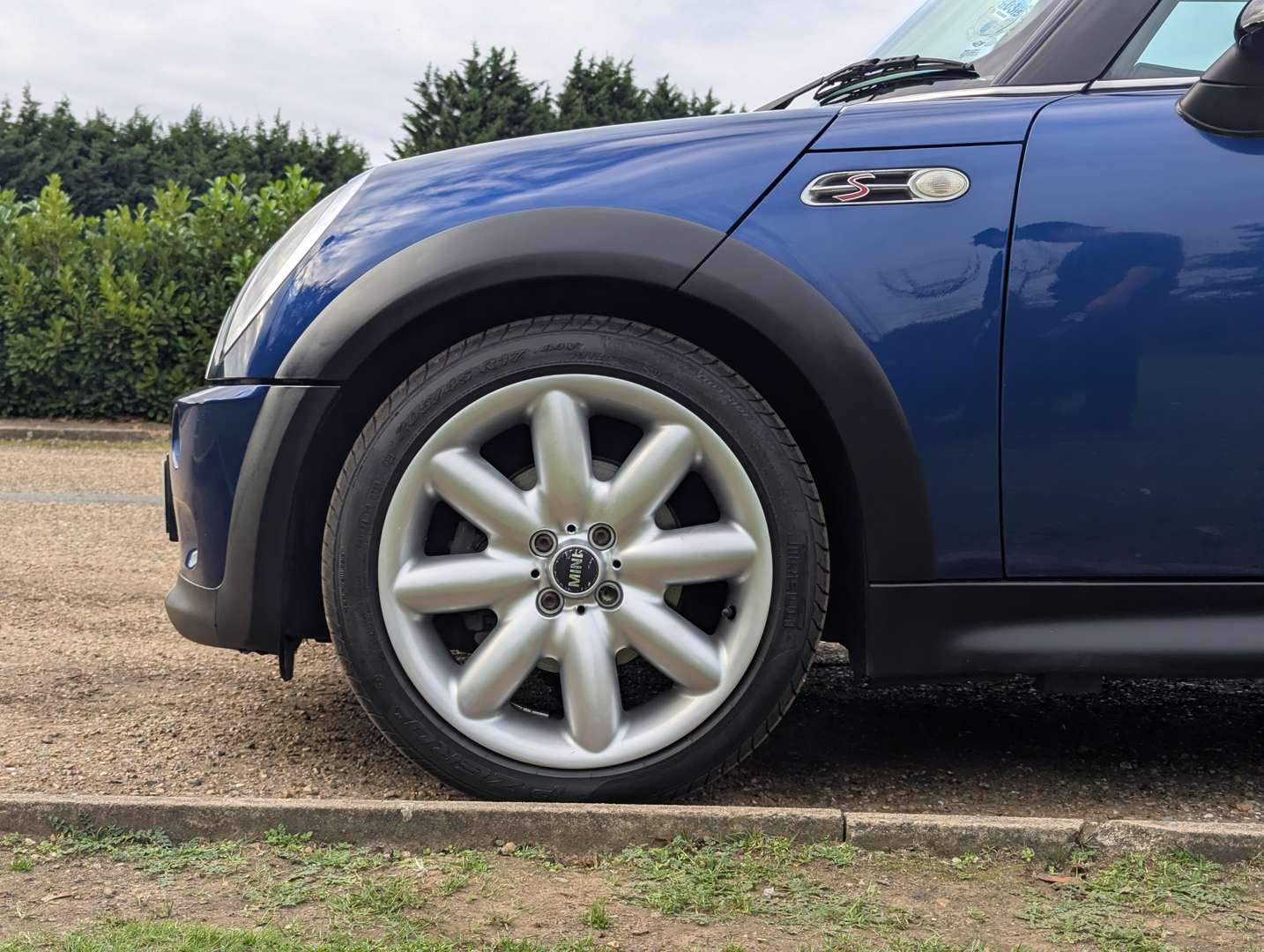 <p>2003 MINI COOPER S - ONE OWNER & 26,000 MILES</p>