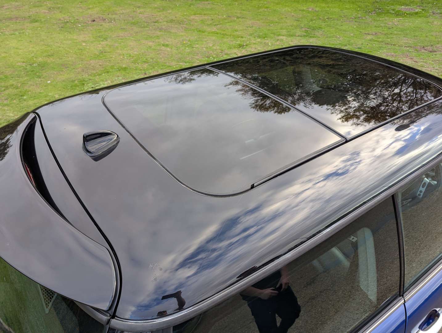 <p>2003 MINI COOPER S - ONE OWNER & 26,000 MILES</p>