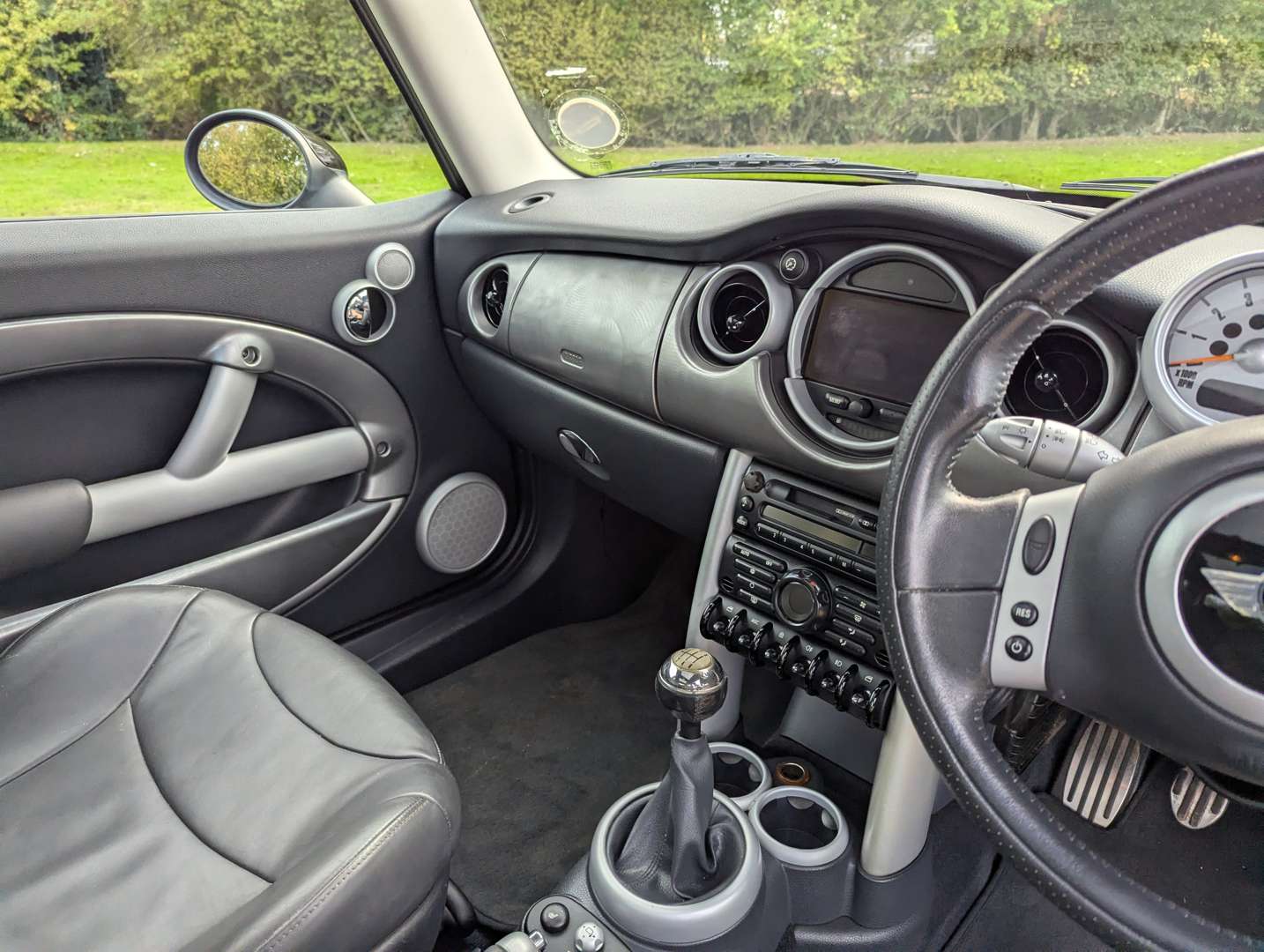 <p>2003 MINI COOPER S - ONE OWNER & 26,000 MILES</p>