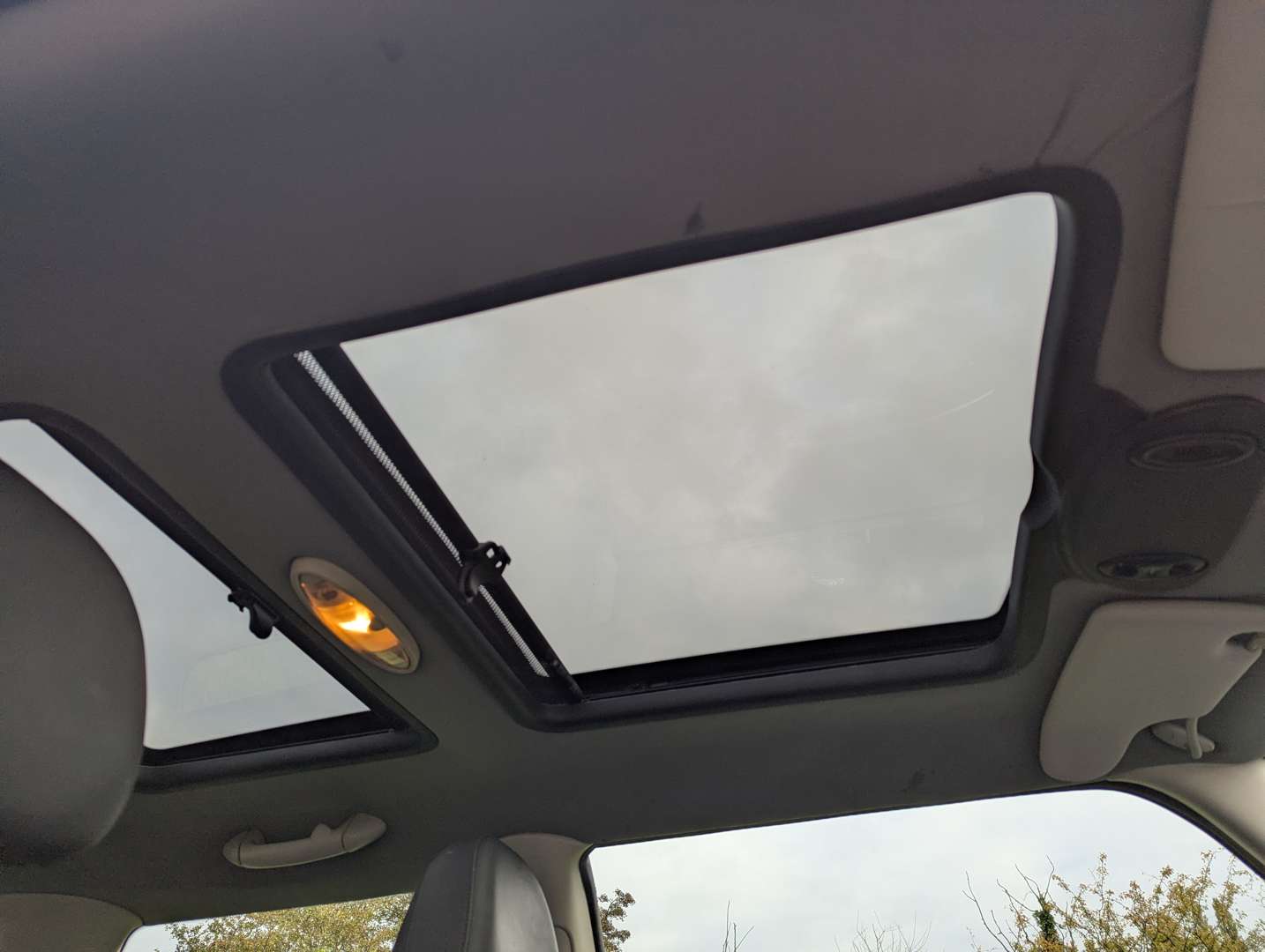 <p>2003 MINI COOPER S - ONE OWNER & 26,000 MILES</p>