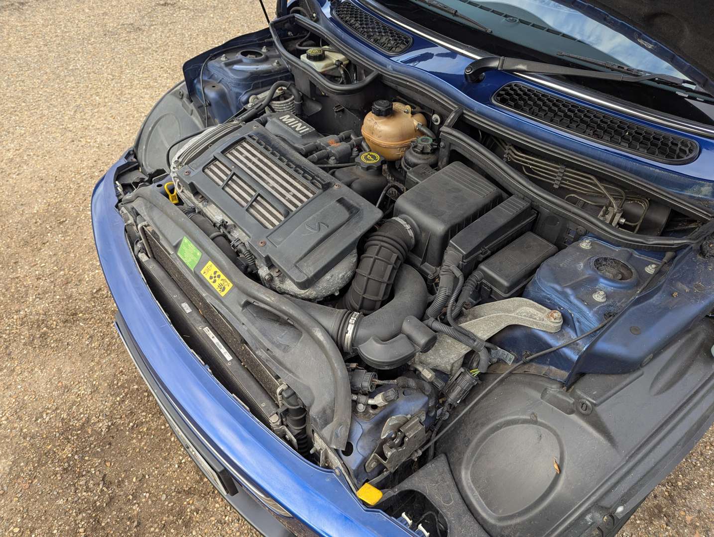 <p>2003 MINI COOPER S - ONE OWNER & 26,000 MILES</p>