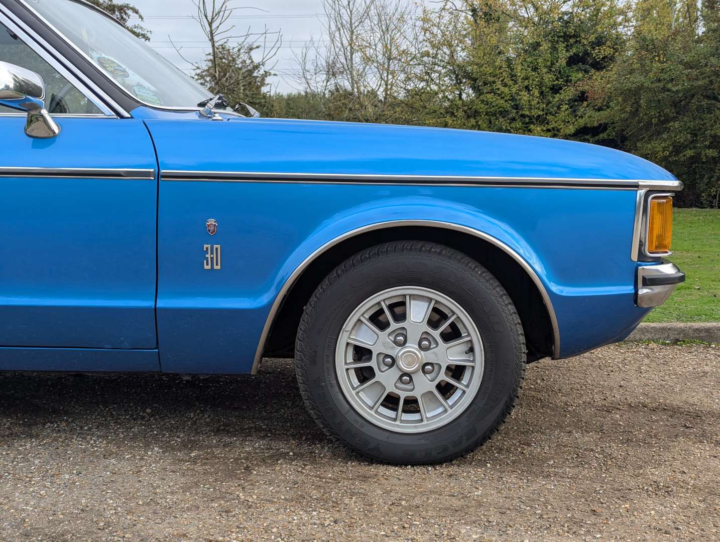 <p>1974 FORD GRANADA GHIA COUPE MANUAL</p>