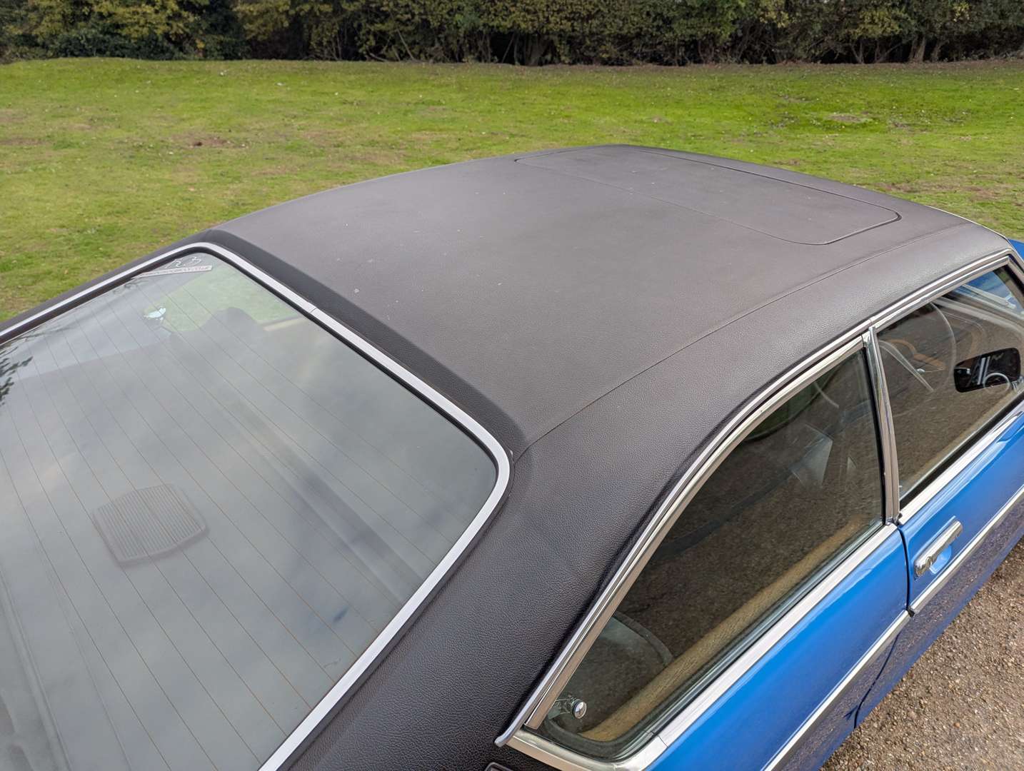 <p>1974 FORD GRANADA GHIA COUPE MANUAL</p>