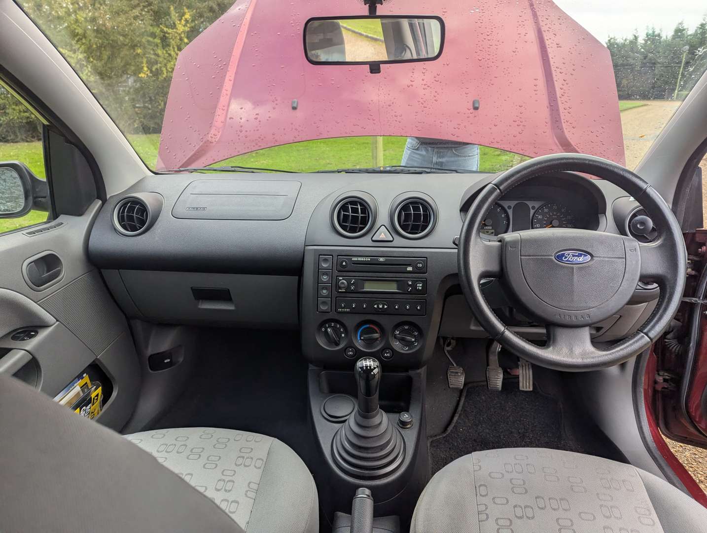 <p>2002 FORD FIESTA LX</p>