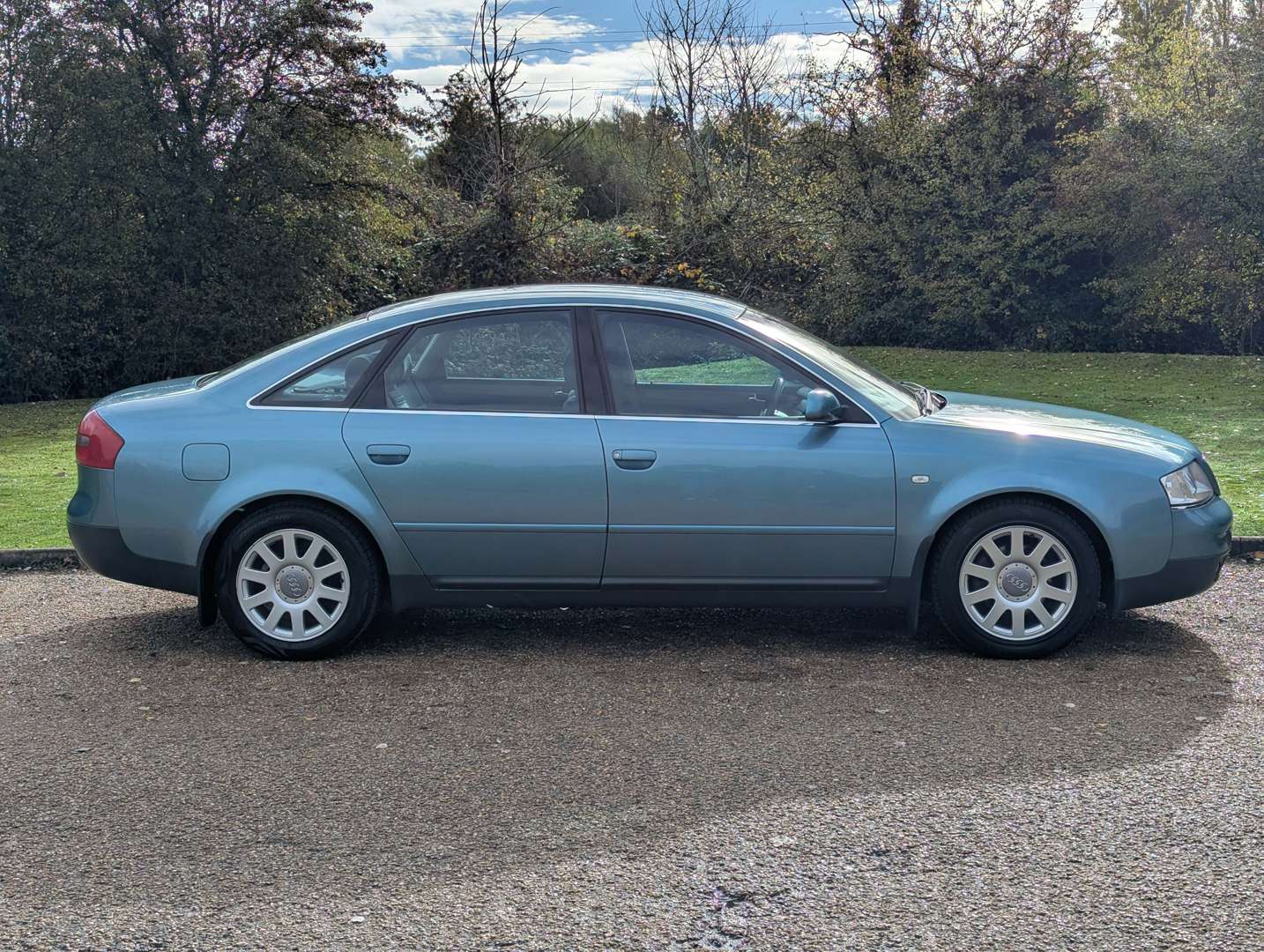 <p>2000 AUDI A6 1.8 TURBO SE</p>