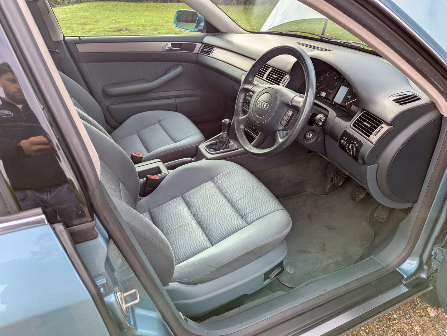 <p>2000 AUDI A6 1.8 TURBO SE</p>