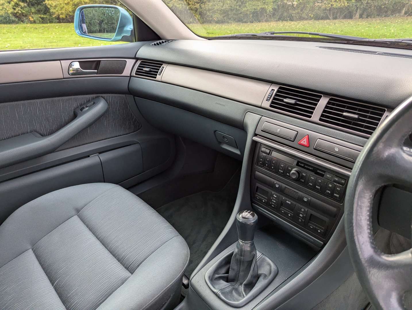 <p>2000 AUDI A6 1.8 TURBO SE</p>