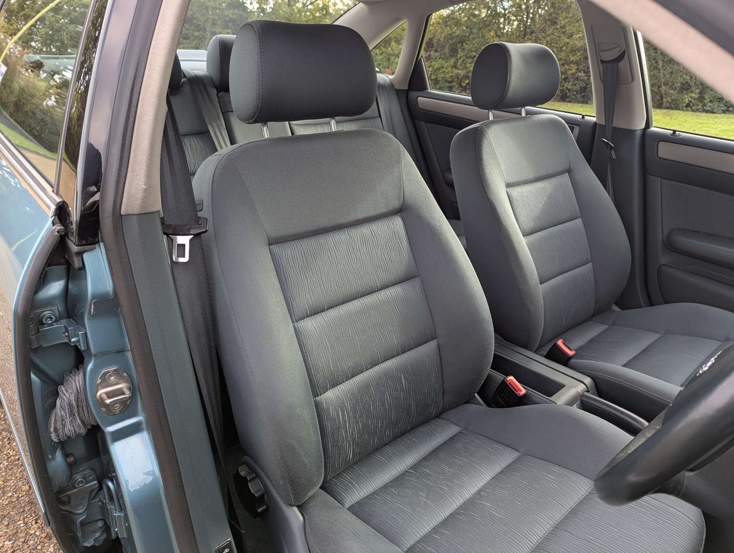 <p>2000 AUDI A6 1.8 TURBO SE</p>