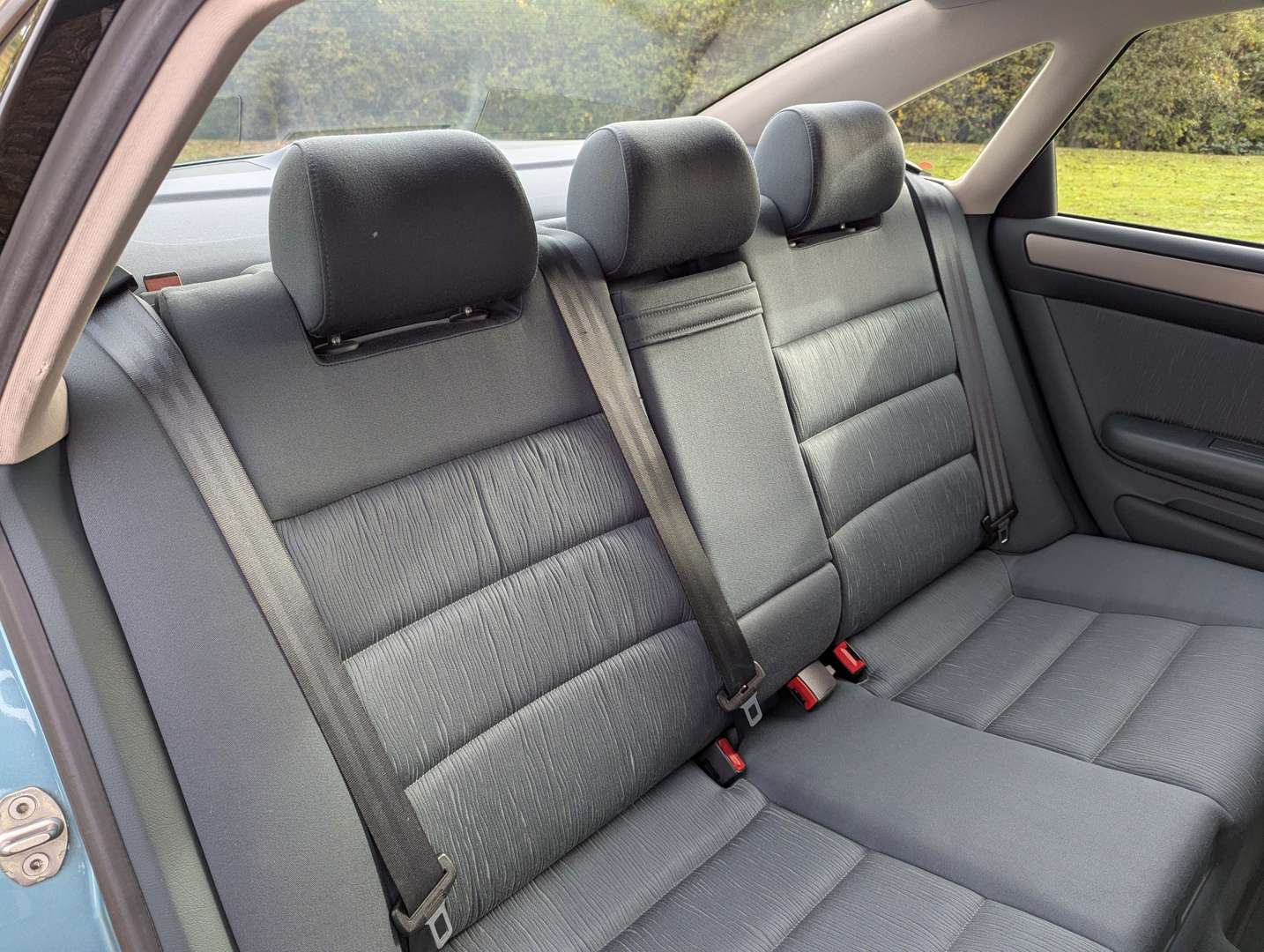 <p>2000 AUDI A6 1.8 TURBO SE</p>