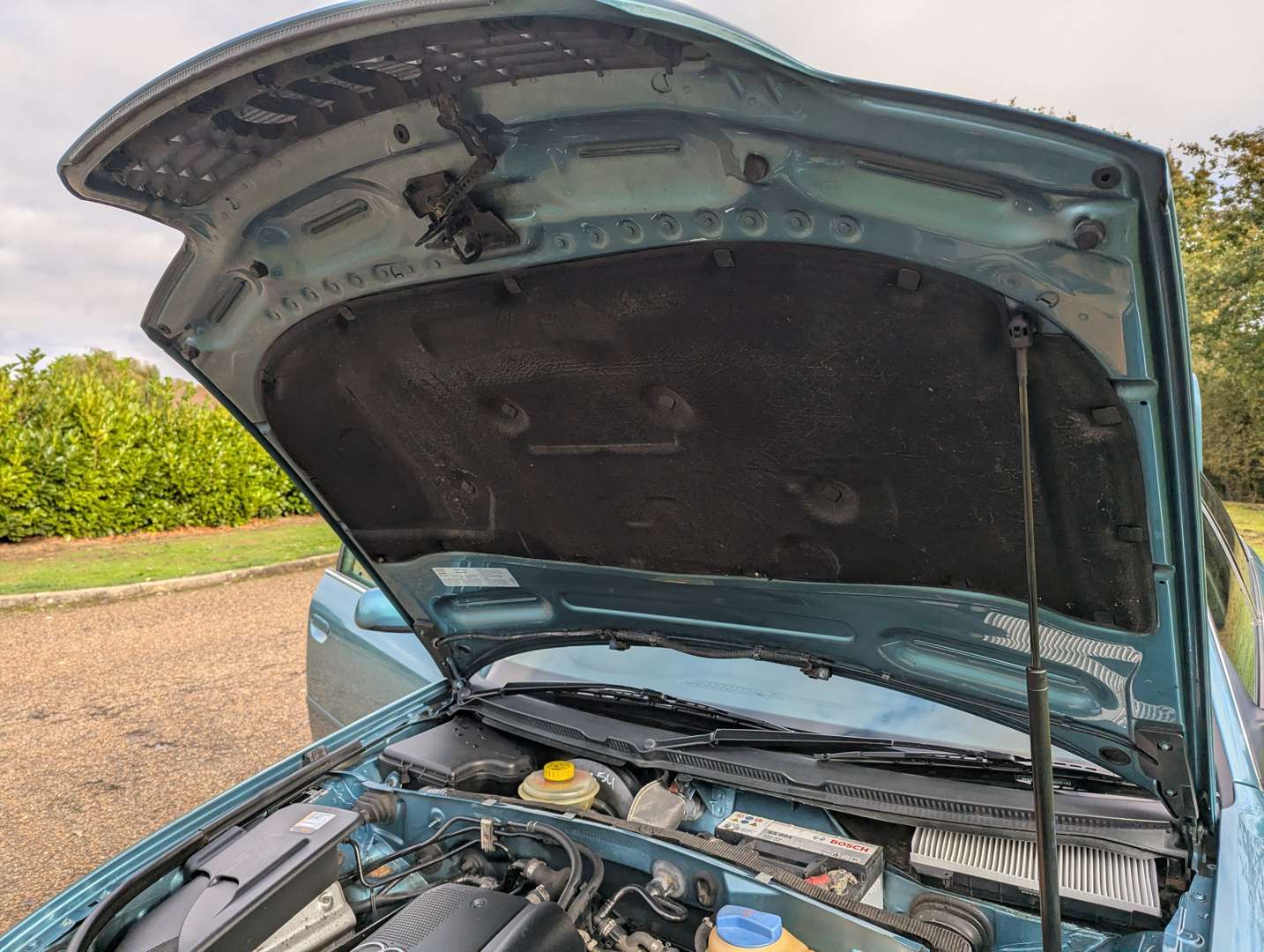 <p>2000 AUDI A6 1.8 TURBO SE</p>