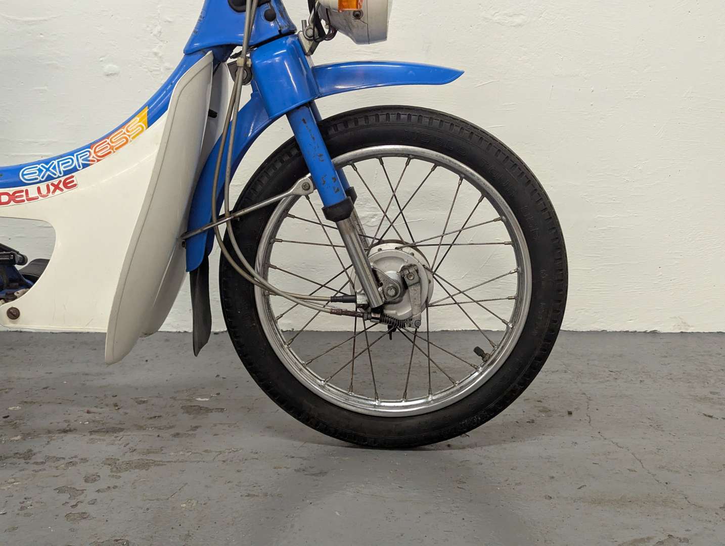 <p>1980 HONDA EXPRESS DELUXE</p>