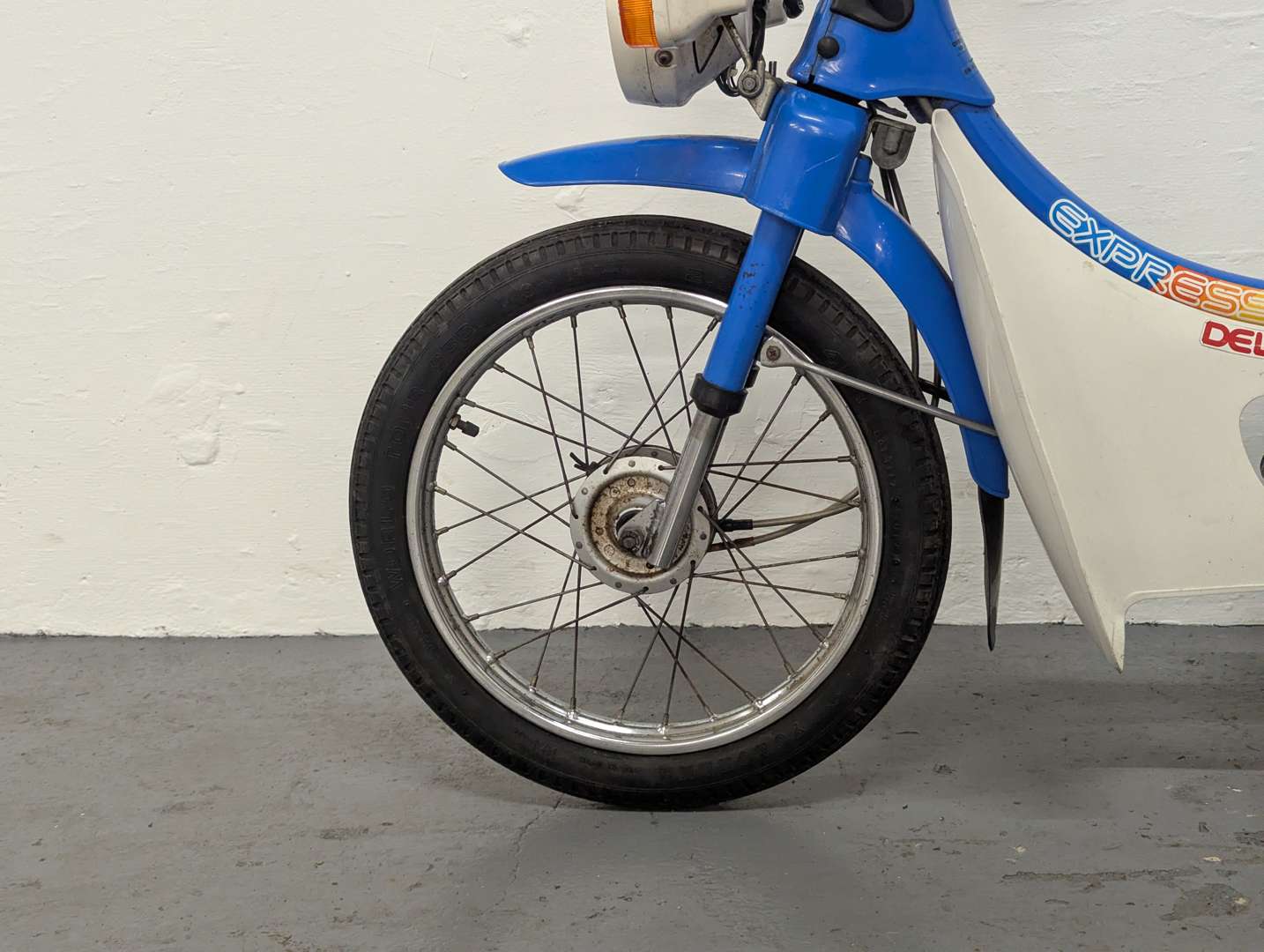 <p>1980 HONDA EXPRESS DELUXE</p>