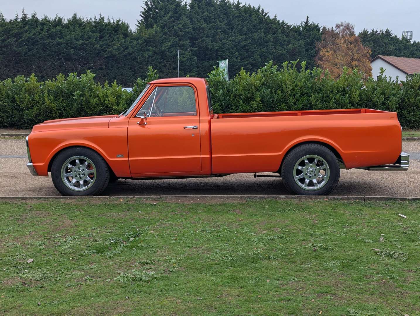 <p>1969 CHEVROLET C20 PICK-UP LHD</p>
