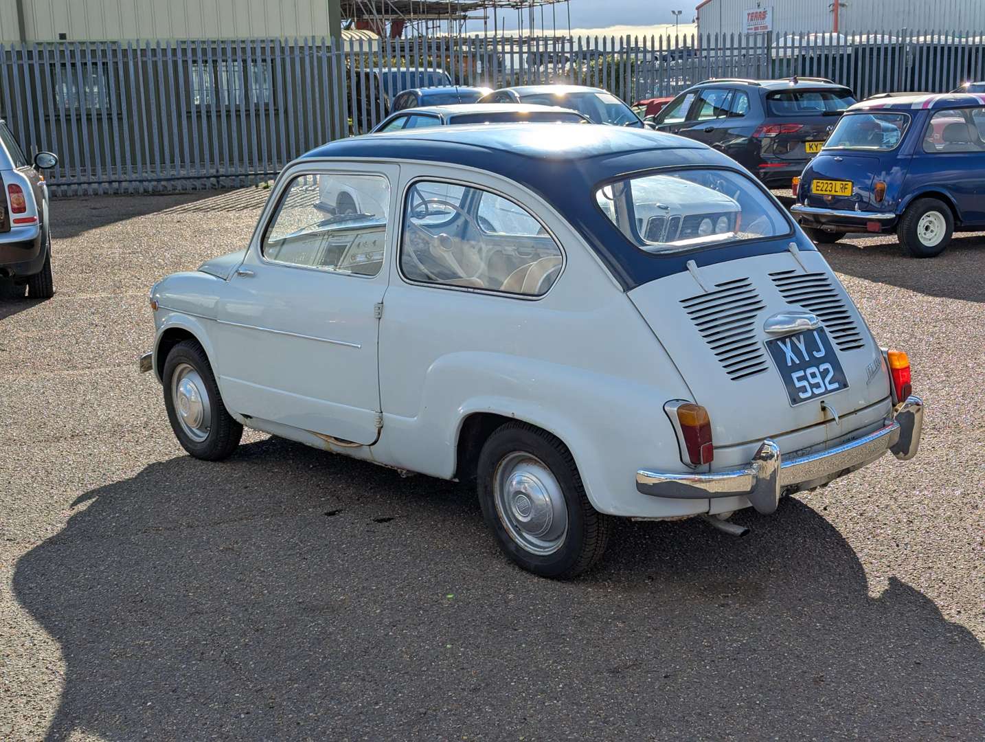 <p>1961 FIAT 600</p>