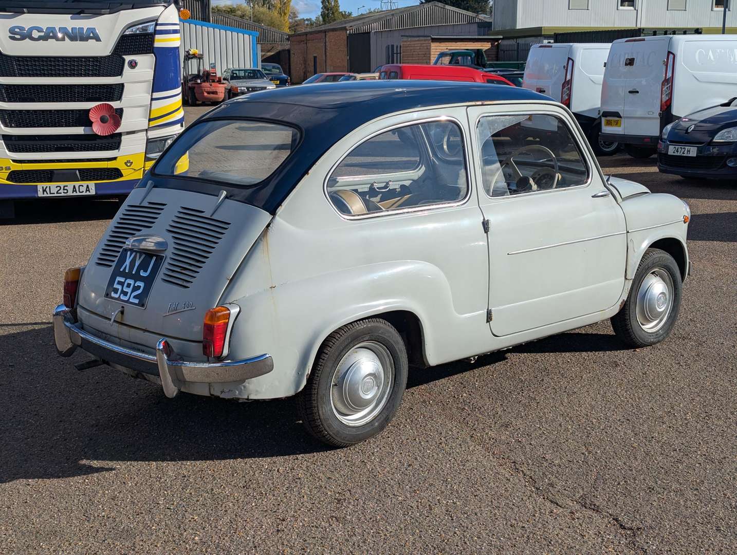 <p>1961 FIAT 600</p>