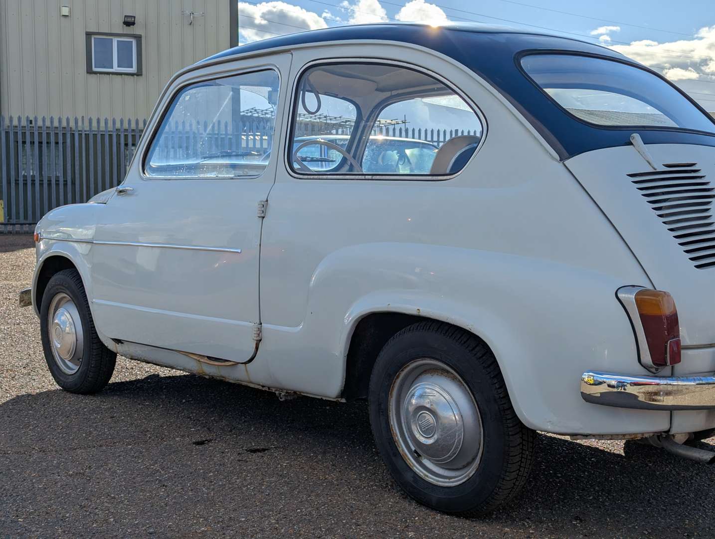 <p>1961 FIAT 600</p>
