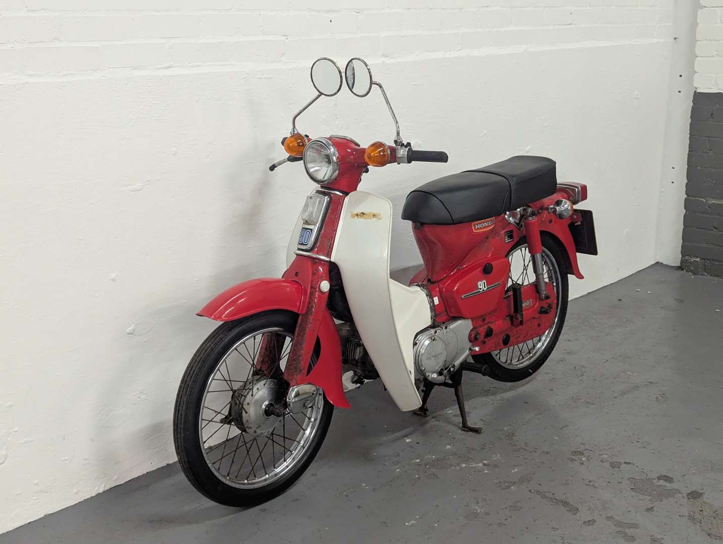 <p>1981 HONDA C90 - ONE REG'D OWNER</p>