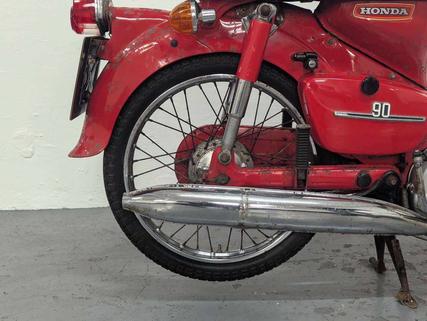 <p>1981 HONDA C90 - ONE REG'D OWNER</p>