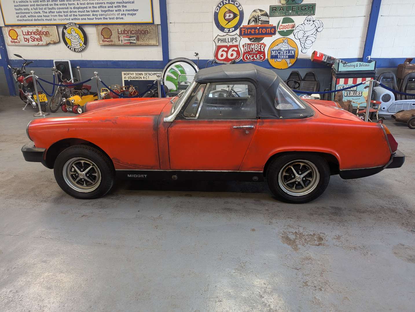 <p>1979 MG MIDGET - UNREGISTERED, 72 MILES FROM NEW</p>