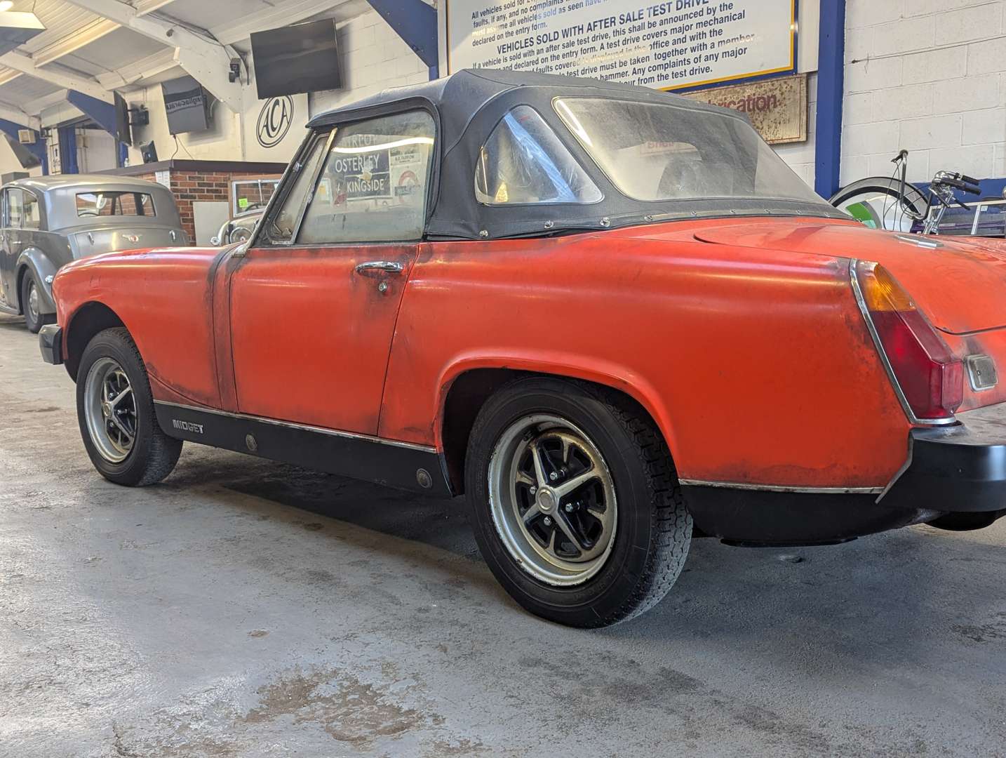 <p>1979 MG MIDGET - UNREGISTERED, 72 MILES FROM NEW</p>